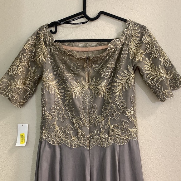 NWT TADASHI SHOJ WINSTON OFF-THE.
SHOULDER TAFFETA GOWN - Picture 13 of 16